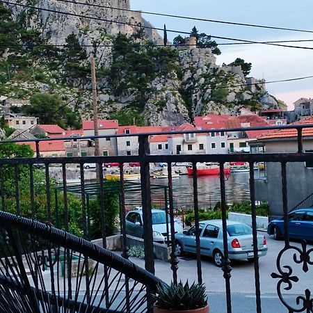 Apartment Navika Omiš Екстериор снимка