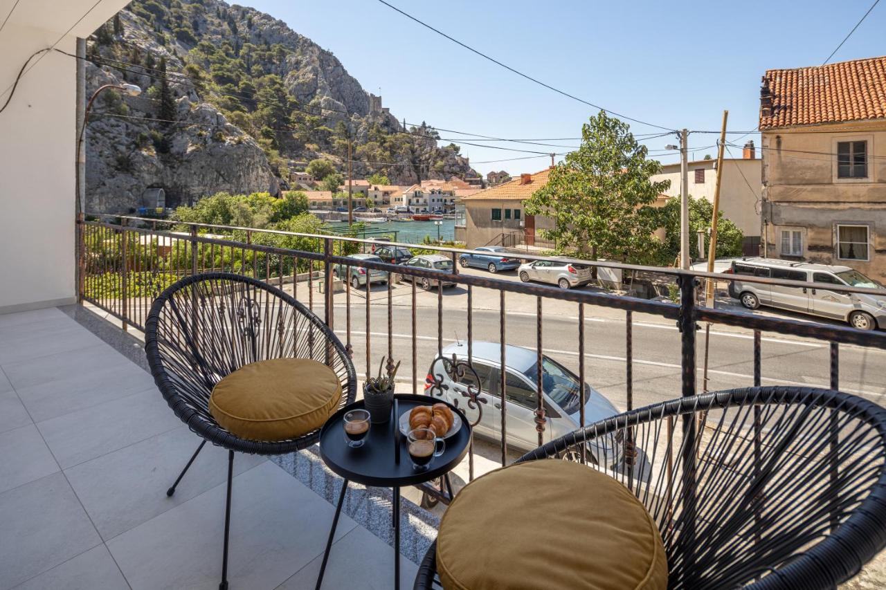 Apartment Navika Omiš Екстериор снимка