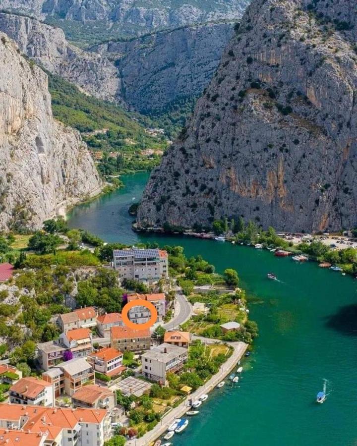 Apartment Navika Omiš Екстериор снимка